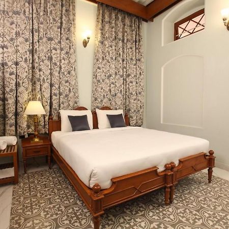 Taj Mahal Hotel Abids Χιντεραμπάντ Εξωτερικό φωτογραφία